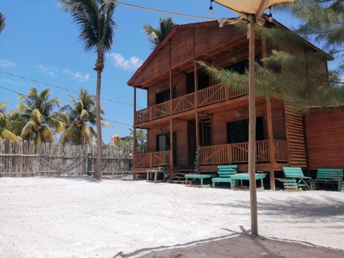 El Regalo El Cuyo Hotel Exterior photo