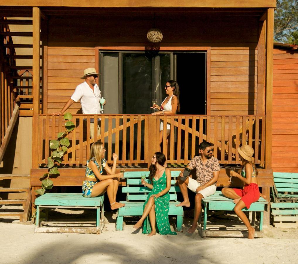 El Regalo El Cuyo Hotel Exterior photo