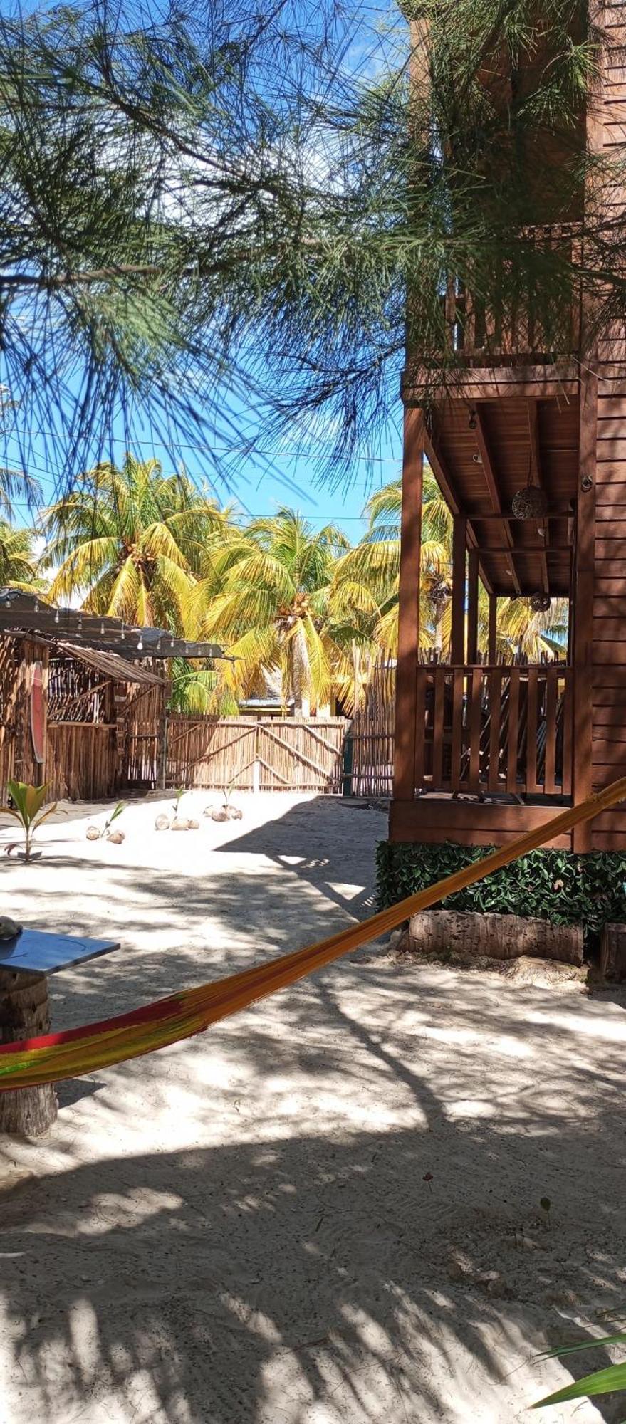 El Regalo El Cuyo Hotel Exterior photo